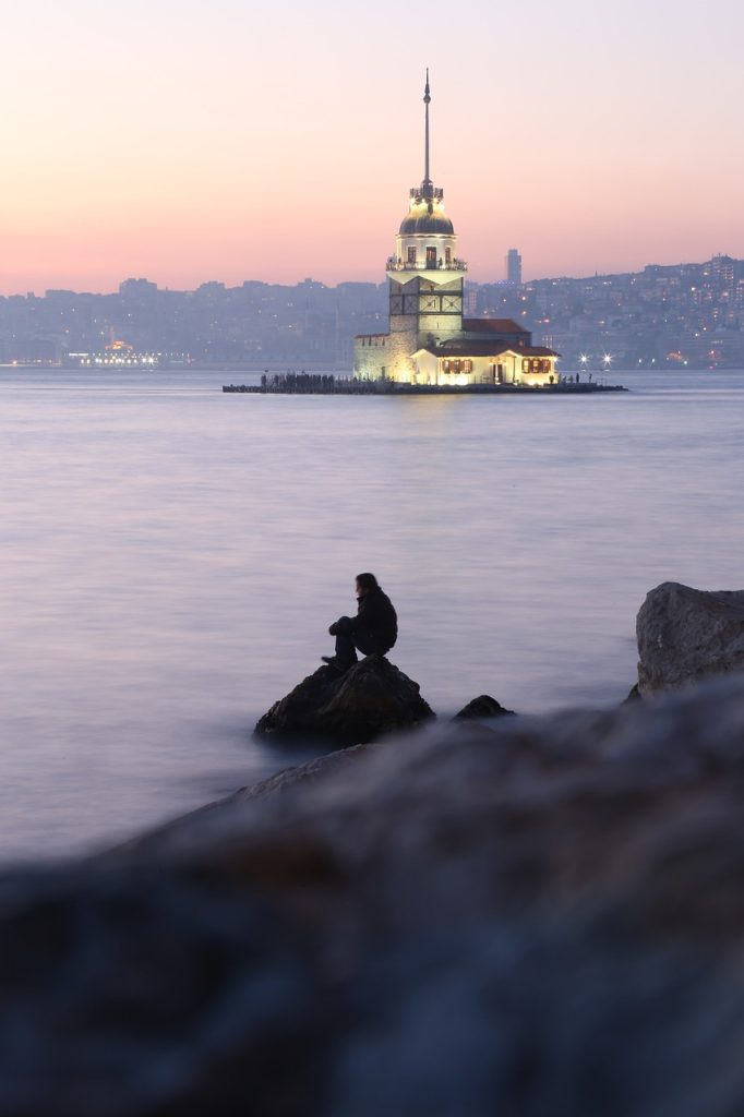 istanbul, tower, person-4956773.jpg